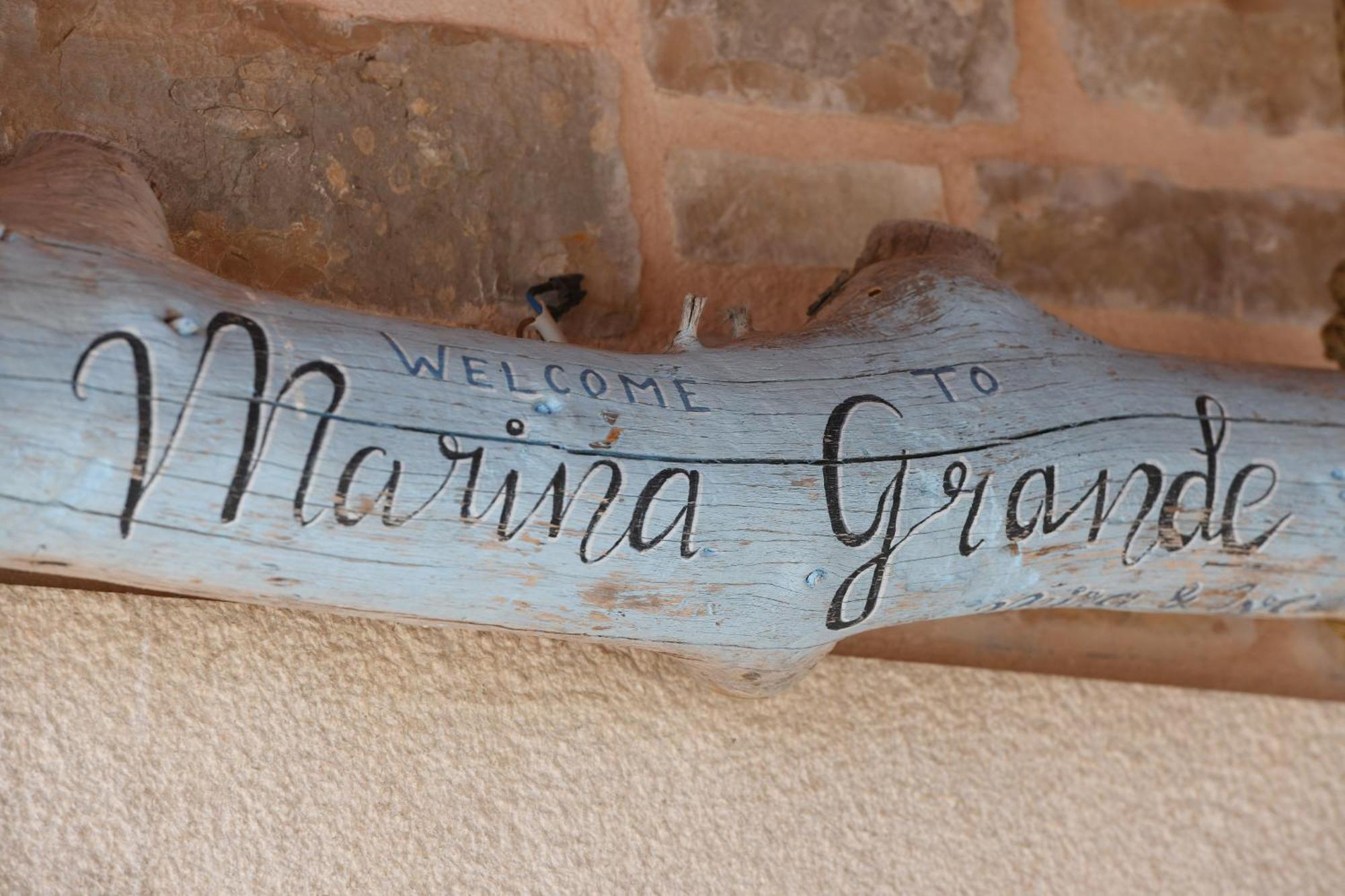 Beach House Marina Grande Betina  Exterior photo